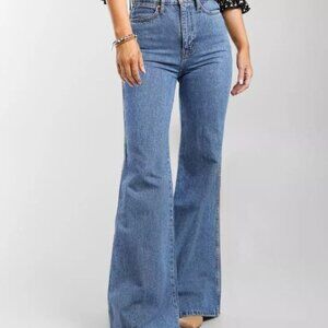 Wrangler Wanderer High Rise Flare Jeans 26